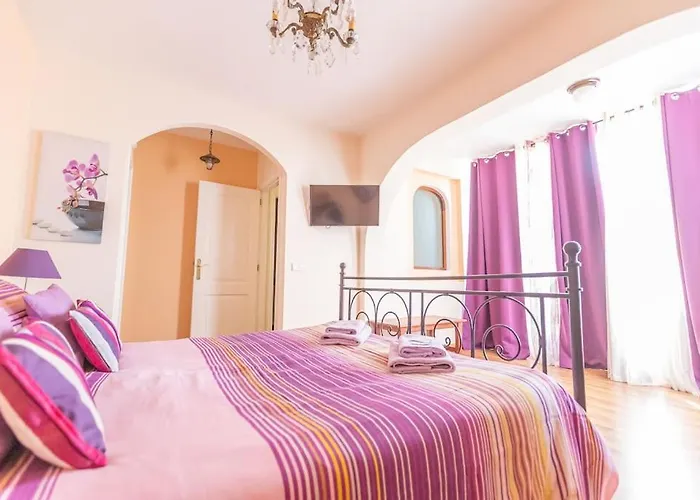 3 Bedroom In El Duque